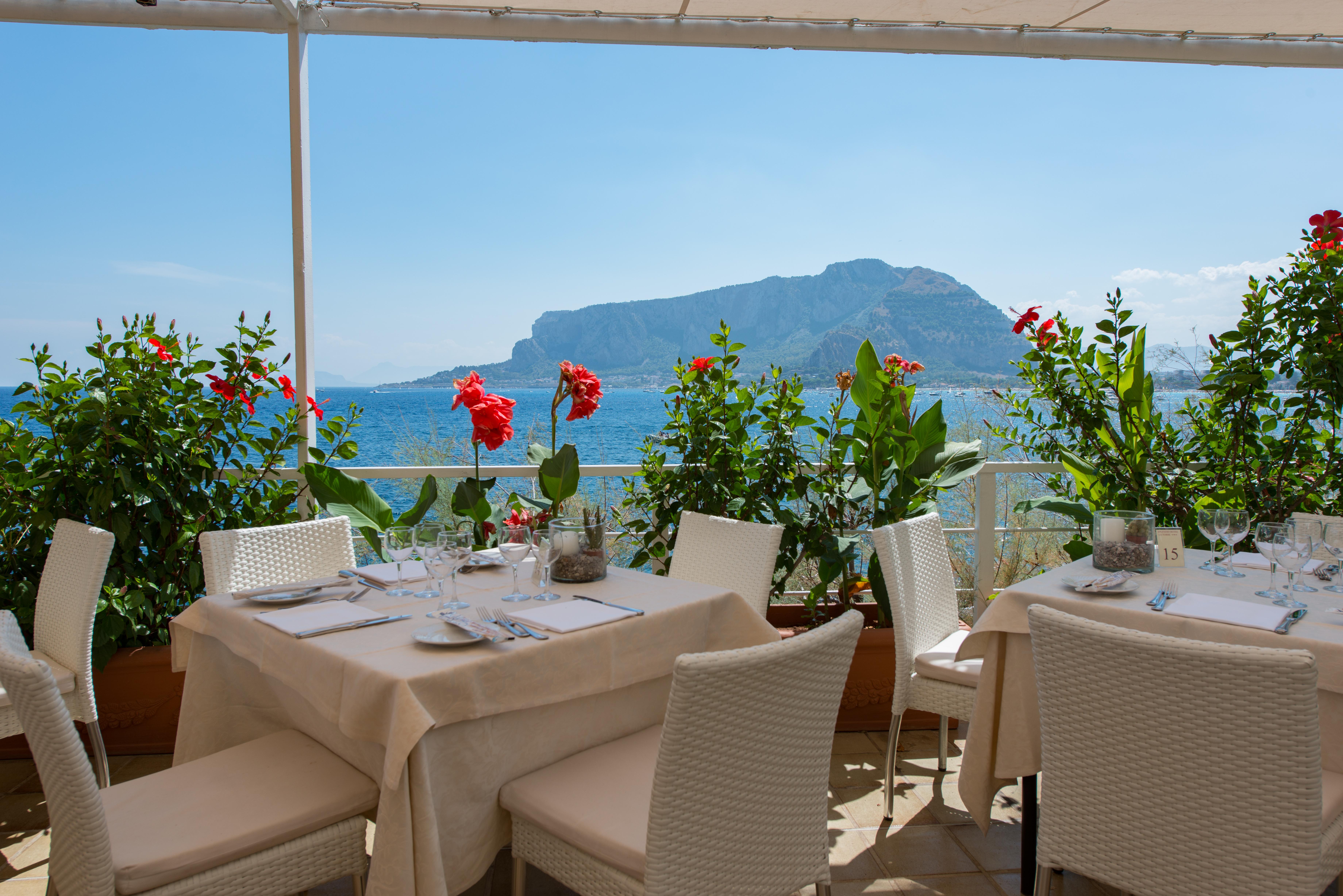 Splendid Hotel La Torre Mondello Exterior photo