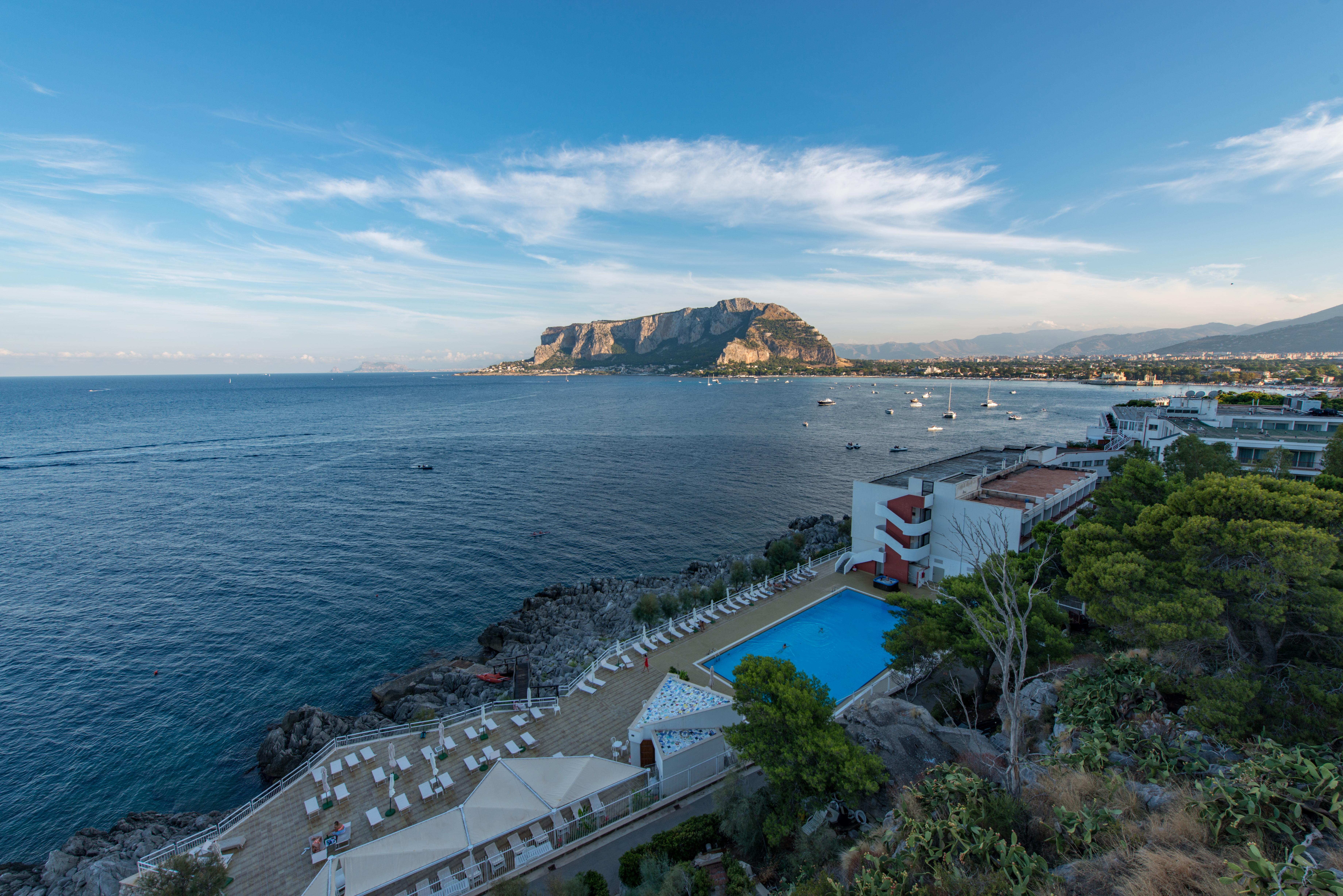 Splendid Hotel La Torre Mondello Exterior photo