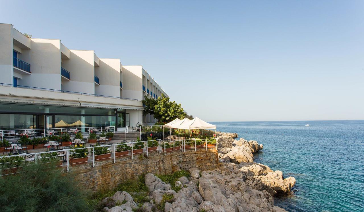 Splendid Hotel La Torre Mondello Exterior photo